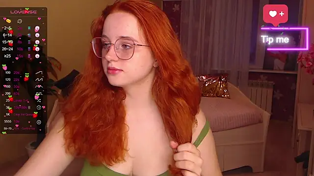 LunaSweet18 online show from October 2025 11:30:01 AM