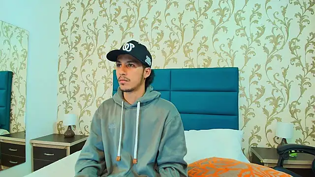 Marcus Jeron online show from October 2025 04:55:01 AM