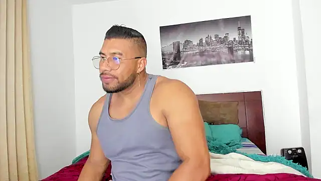 Snapshot of AntonyDAngelo25 chatting on February 2026 04:49:02 AM AntonyDAngelo25 online show from February 2026 04:49:02 AM