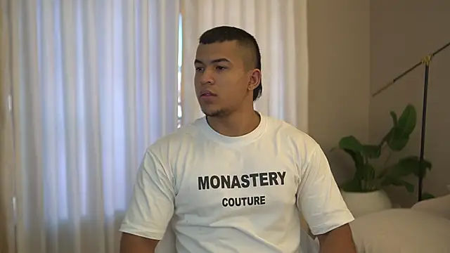 Thiago Valente online show from September 2025 12:59:02 PM