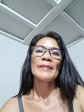 Snapshot of ImYourWoman_55 chatting on June 2026 03:31:01 AM ImYourWoman 55 online show from June 2026 03:31:01 AM