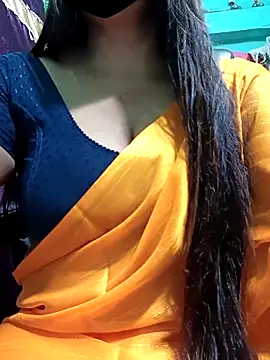 Snapshot of Bhanu-Sharma chatting on September 2025 03:54:01 AM Bhanu-Sharma online show from September 2025 03:54:01 AM