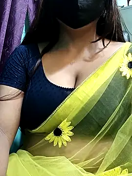Snapshot of Bhanu-Sharma chatting on October 2025 03:35:02 PM Bhanu-Sharma online show from October 2025 03:35:02 PM