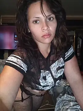 Snapshot of Britania666 chatting on April 2026 06:33:02 AM Britania666 online show from April 2026 06:33:02 AM