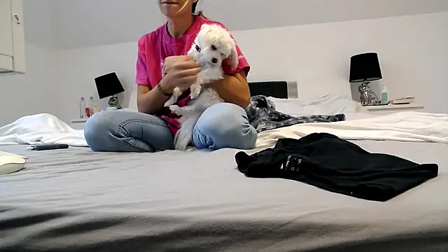 ArabianMalikah online show from October 2025 05:52:01 AM