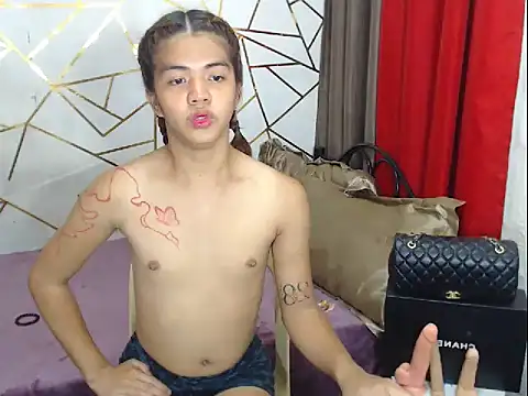 Snapshot of xAsianHotCum69x chatting on June 2026 09:36:01 AM xAsianHotCum69x online show from June 2026 09:36:01 AM