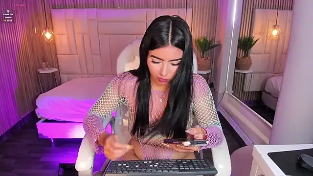 LovelyEyesx online show from February 2026 05:06:02 PM