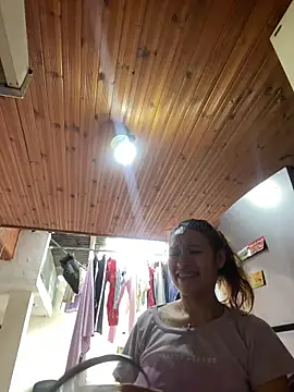 juliana-mancini online show from January 2026 05:04:01 PM