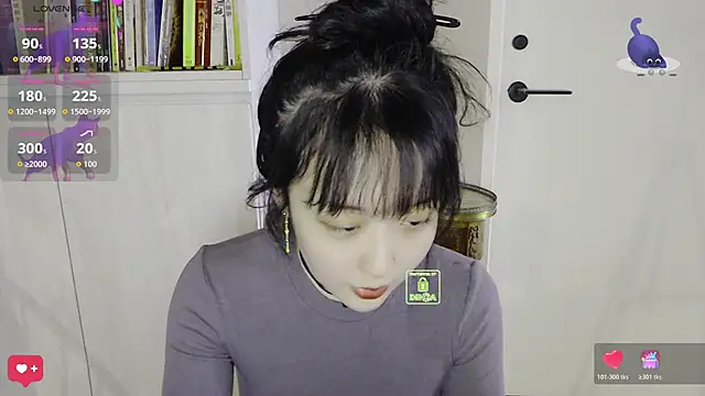 Etherealcat33 online show from March 2026 06:39:01 AM