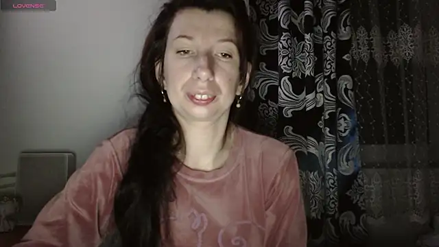 RosieHayes online show from November 2025 03:36:02 PM