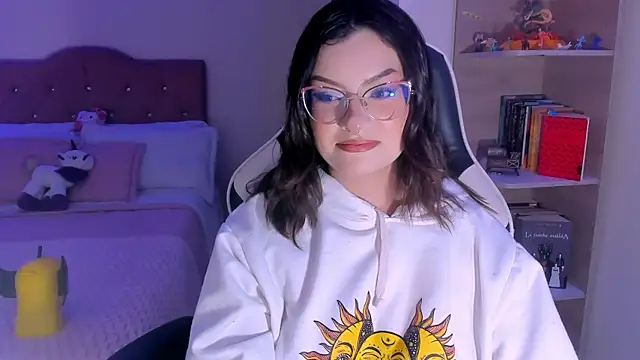 OphelianaRose33 online show from January 2026 10:02:02 PM