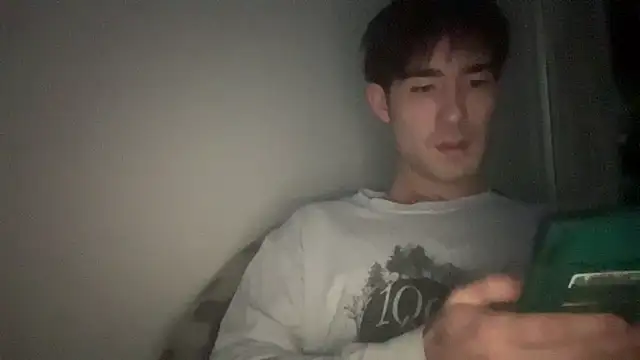 Snapshot of futomaki chatting on January 2026 10:12:02 PM futomaki online show from January 2026 10:12:02 PM