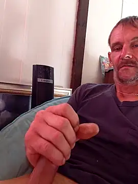 Hungwell1515 online show from April 2026 01:23:01 PM