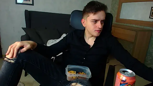 FelixStarkk online show from November 2025 05:10:01 AM