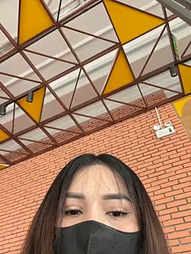 Linh 2004 online show from February 2026 04:50:02 AM