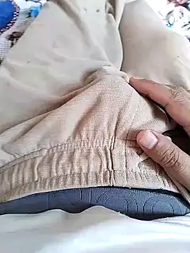 zorhotty online show from April 2026 09:19:02 AM