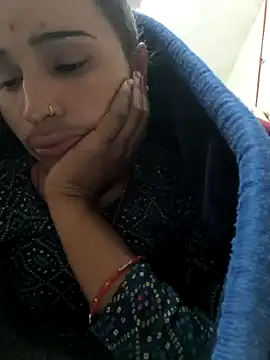 Snapshot of Hot_raaani chatting on December 2025 03:20:04 PM Hot raaani online show from December 2025 03:20:04 PM