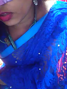 Snapshot of Hot-Riya001 chatting on February 2026 05:33:01 PM Hot-Riya001 online show from February 2026 05:33:01 PM