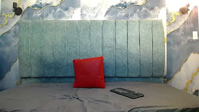 katalina07 1 online show from April 2026 06:56:01 PM