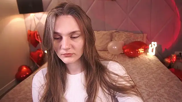 DiamondGoldie online show from February 2026 08:24:02 PM