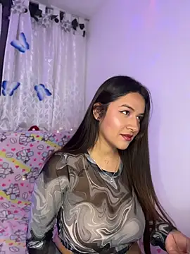 Snapshot of Linda_Bellucci chatting on May 2026 04:50:02 AM Linda Bellucci online show from May 2026 04:50:02 AM