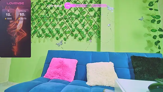 Karen Ariass online show from September 2025 01:43:02 PM