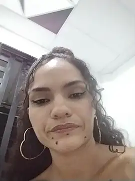 Karen Ariass online show from June 2026 02:13:02 AM