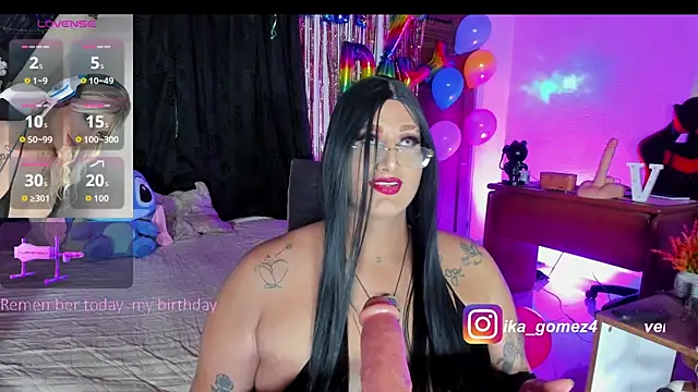 Snapshot of Sweetveronik_44 chatting on June 2026 04:50:01 AM Sweetveronik 44 online show from June 2026 04:50:01 AM