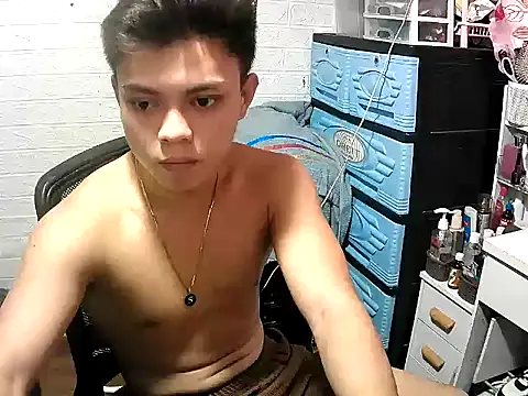 Snapshot of Pinoy_slutcummer69 chatting on May 2026 08:08:01 AM Pinoy slutcummer69 online show from May 2026 08:08:01 AM