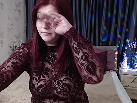 Alisawoods  online show from November 2025 06:41:04 PM