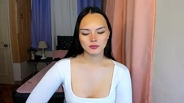 Snapshot of ameliamaureen chatting on June 2026 02:49:01 PM ameliamaureen online show from June 2026 02:49:01 PM