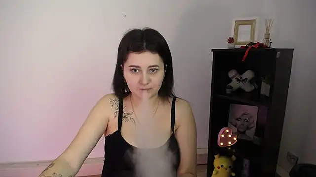 Katrin kiss  online show from November 2025 02:21:02 PM