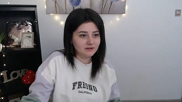 Katrin kiss  online show from March 2026 01:17:02 PM