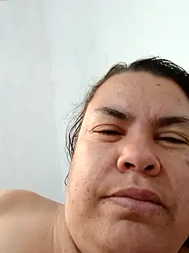 yaneth  online show from December 2025 12:25:02 PM