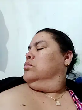 yaneth  online show from December 2025 01:12:02 AM