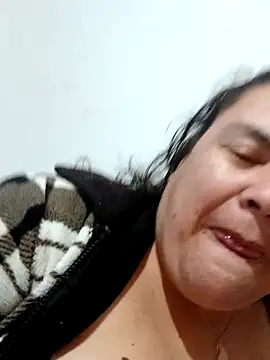 yaneth  online show from December 2025 11:23:01 PM