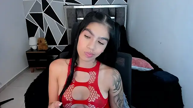 Snapshot of valeria-duarte chatting on May 2026 07:30:02 PM valeria-duarte online show from May 2026 07:30:02 PM