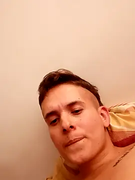 Snapshot of Jmgj912 chatting on May 2026 04:22:01 PM Jmgj912 online show from May 2026 04:22:01 PM