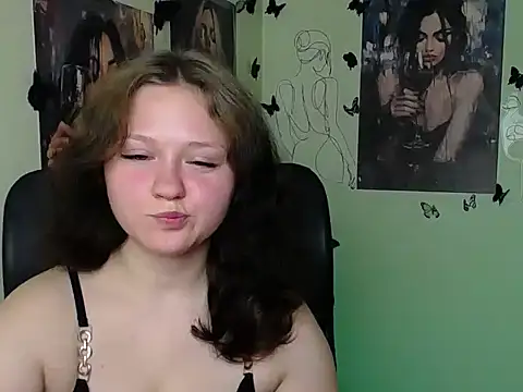LadyAlice  online show from June 2026 06:19:01 AM