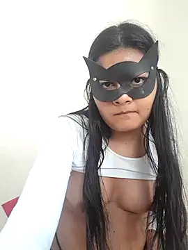 JulyCristalpvd online show from November 2025 06:12:01 PM