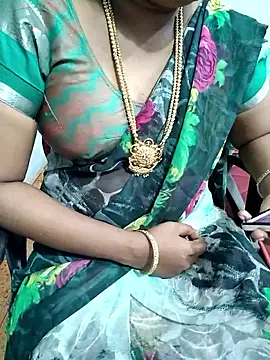 Snapshot of lolida69thamil chatting on September 2025 06:13:01 AM lolida69thamil online show from September 2025 06:13:01 AM