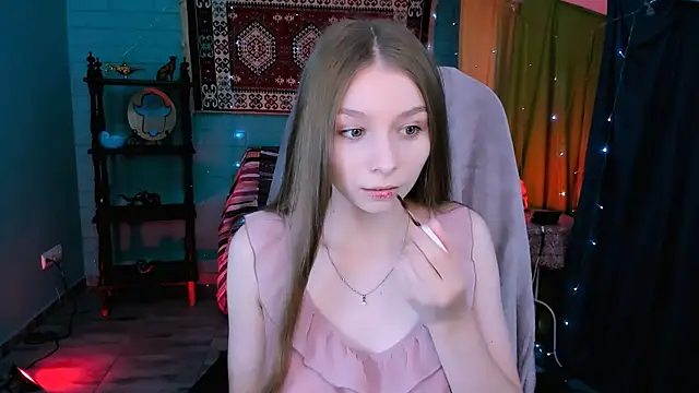 Snapshot of JulieDaniel chatting on July 2026 08:07:02 AM JulieDaniel online show from July 2026 08:07:02 AM