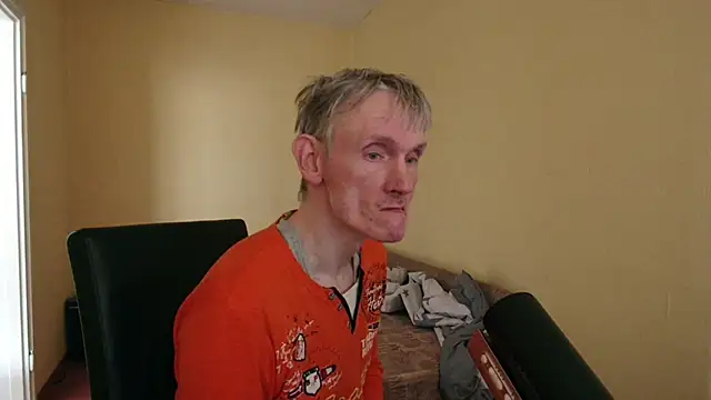 Snapshot of k74robert chatting on February 2026 12:19:01 PM k74robert online show from February 2026 12:19:01 PM