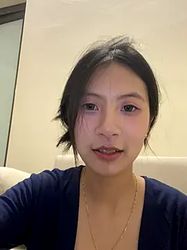 Snapshot of Lil-Gi chatting on September 2025 03:02:01 PM Lil-Gi online show from September 2025 03:02:01 PM