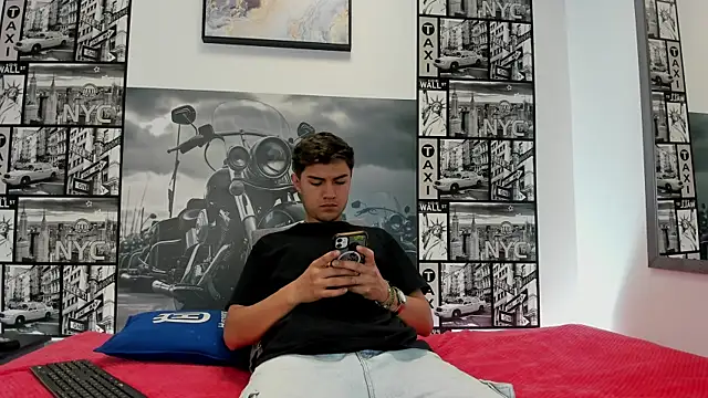 Light Haze online show from October 2025 03:22:02 PM