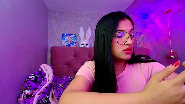 laurenelove online show from November 2025 03:39:01 AM