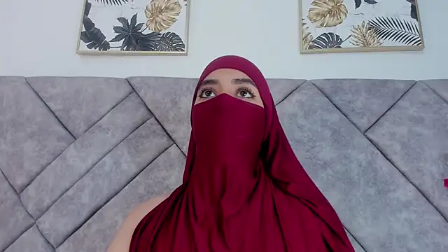 nayiraa  online show from March 2026 06:46:02 PM