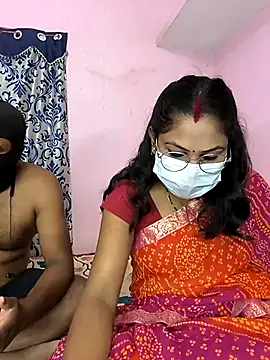 Lovlycouple1 online show from October 2025 05:13:02 PM