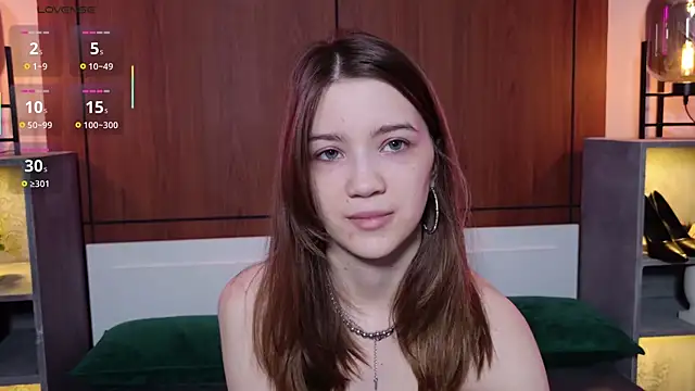 Snapshot of Alison_kisss chatting on June 2026 07:15:01 PM Alison kisss online show from June 2026 07:15:01 PM