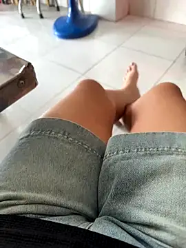 sharon-Hanna online show from November 2025 01:16:01 AM